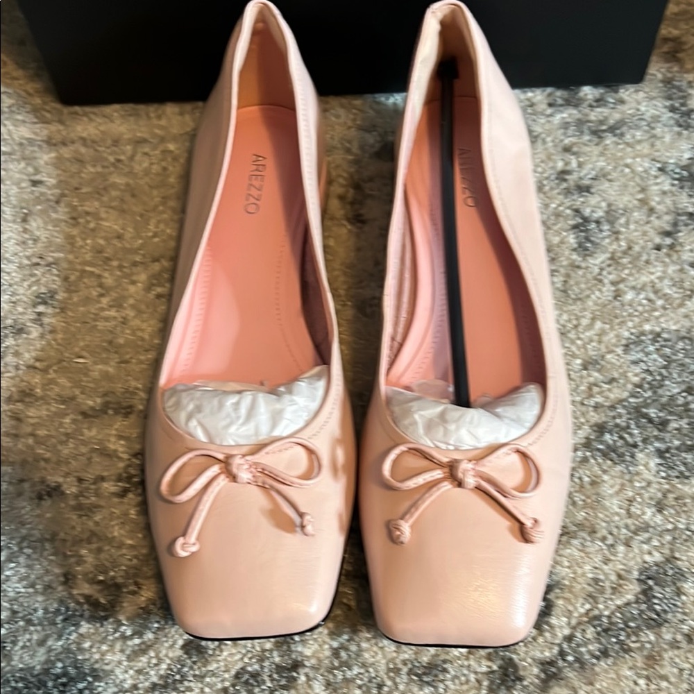 Women's Blush Loafers